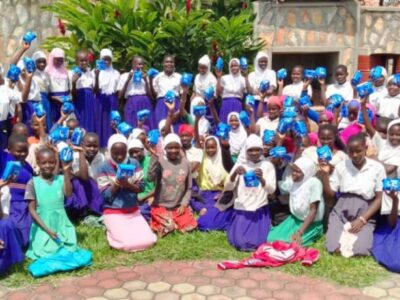 We facilitate access to reproductive health services, including specialized care for those living with HIV/AIDS, and offer comprehensive training in domestic violence prevention. This holistic approach ensures that every young person in our program has the stability, knowledge, and health necessary to build a prosperous and dignified future